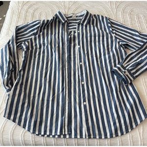 GAP button down shirt